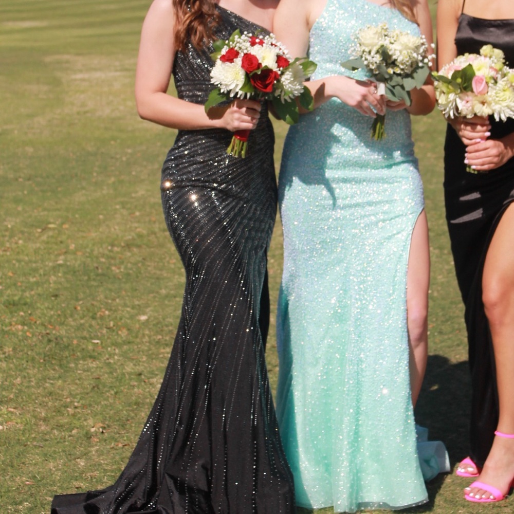 Sherri Hill Black Prom Dress
